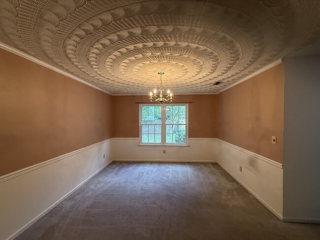 Building Photo - 3813 Sterncroft Dr