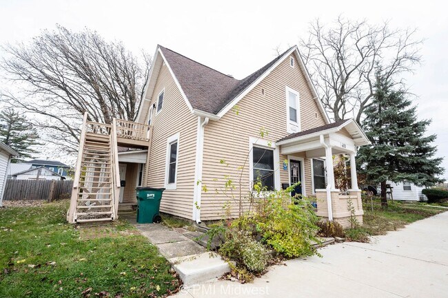 Foto del edificio - "Charming Compact Living in Heart of Lebanon – Ideal for Minimalists!"