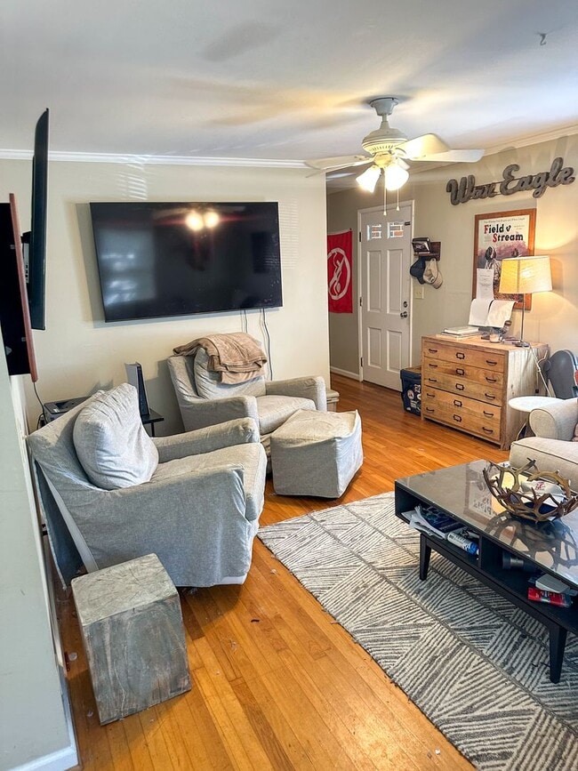 Photo - 403 E Samford Ave House