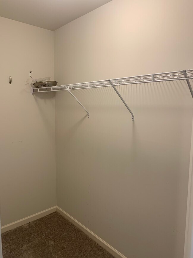 Master Closet - 3109 Pine Run Dr