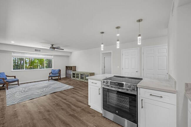 Foto del edificio - Newly Renovated Furnished 3BR/1BA Downstairs Unit with Pool Access in South Kihei