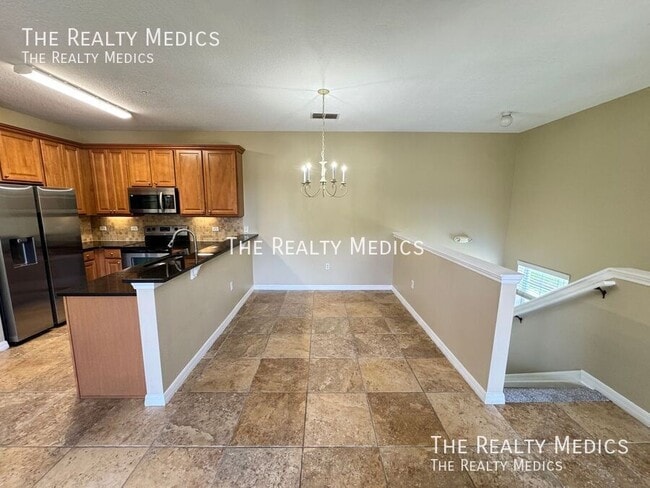 Building Photo - 2898 Oakwater Dr