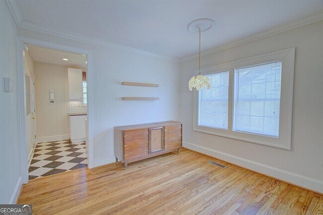 Foto del edificio - 654 Schuyler Ave SE