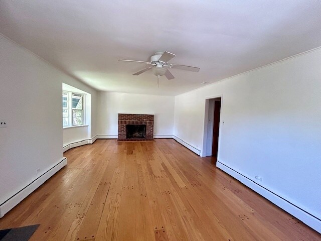 Foto del edificio - 3410 Parkside Dr