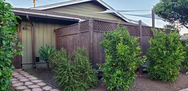 front entrance - 682 Carlo Dr