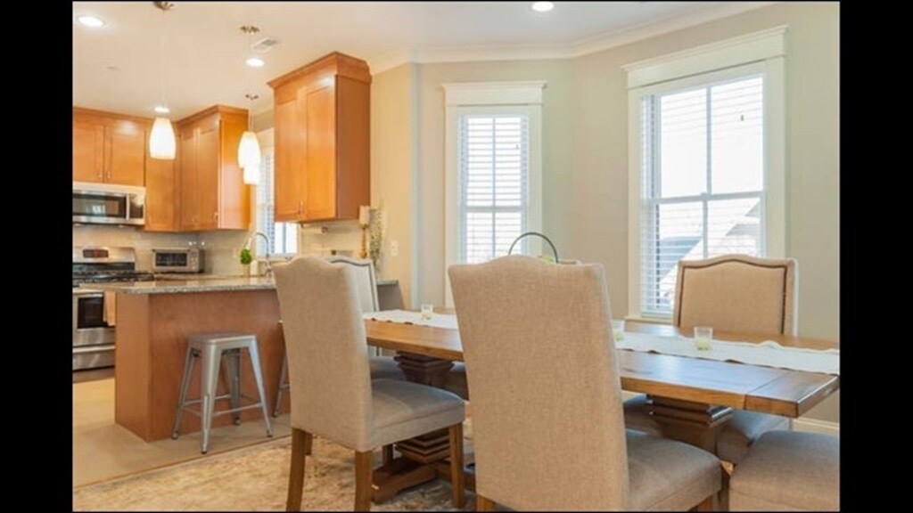 17 Meacham Rd Unit 1, Cambridge, MA 02140 Condo for Rent in Cambridge