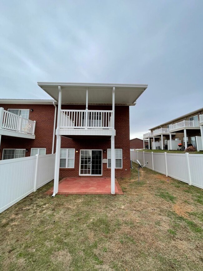 Building Photo - Eagle Landing Subdivision -