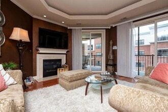 Building Photo - 9410 Branson Landing Blvd