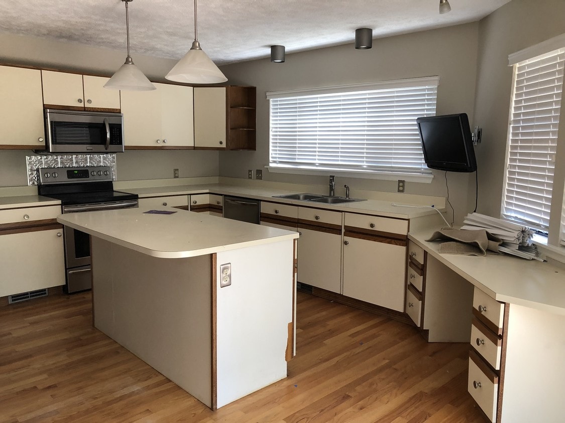 Foto del edificio - 5480 Eastwind Rd