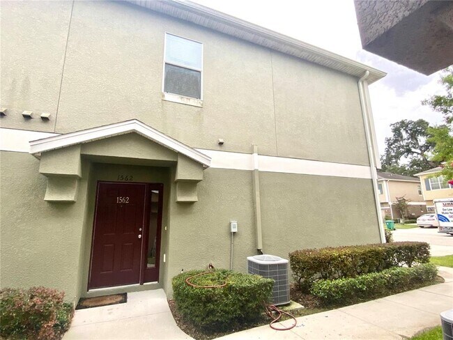 Building Photo - 1562 Scarlet Oak Loop