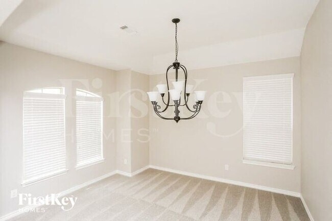 Foto del edificio - 325 Haven Rd