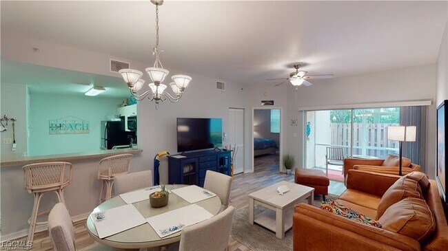 Foto del edificio - 15433 Bellamar Cir