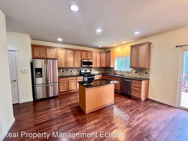 Foto del edificio - 4 br, 2.5 bath House - 20221 124th Ave NE