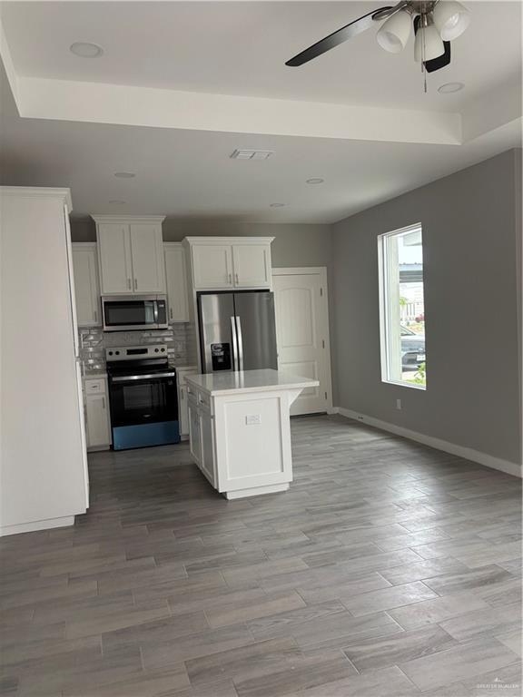 Building Photo - 17 Stark Rd