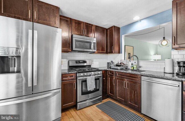 Foto del edificio - 829 N 4th St