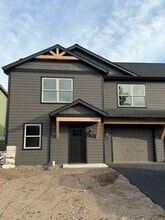 Building Photo - 119 Saddle Loop