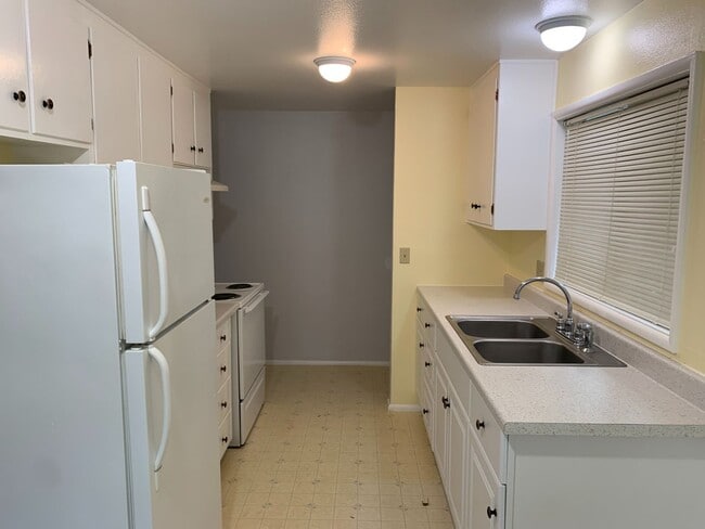 Building Photo - 4920 Nectar Way
