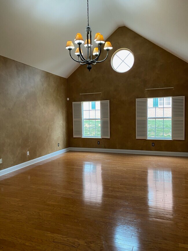 Foto del edificio - 2588 Moss Creek Rd