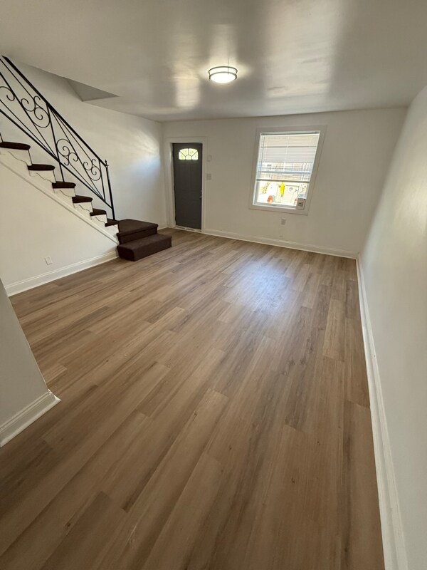 Foto del edificio - 1070 S Merrimac Rd