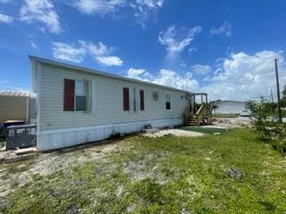 Building Photo - 8075 SE Wren Ave