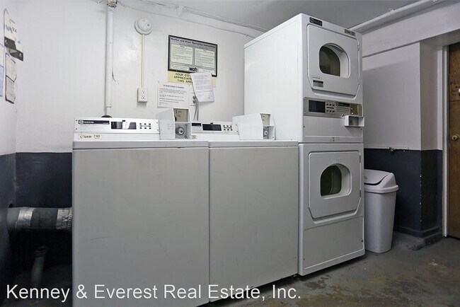 Building Photo - Studio, 1 bath House - 797 Bush Street