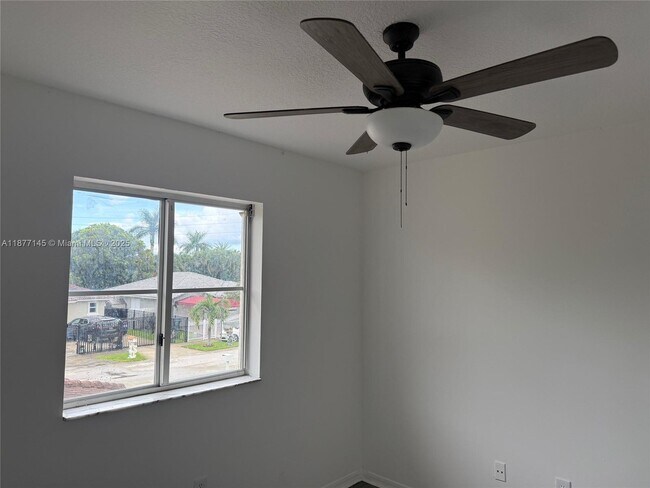 Foto del edificio - 27944 SW 136th Pl