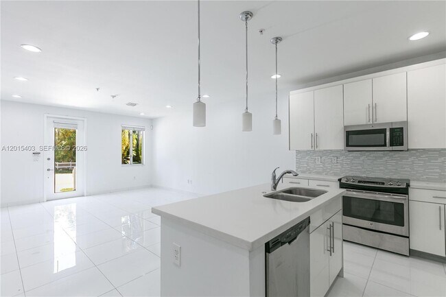 Foto del edificio - 2610 NE 213th St