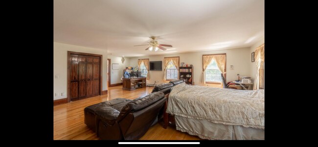 Foto del edificio - 58 Tide Mill Rd