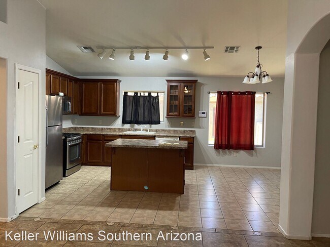 Building Photo - 4 br, 2 bath House - 13181 E Mesquite Flat...
