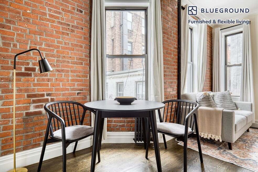 223 Mott St