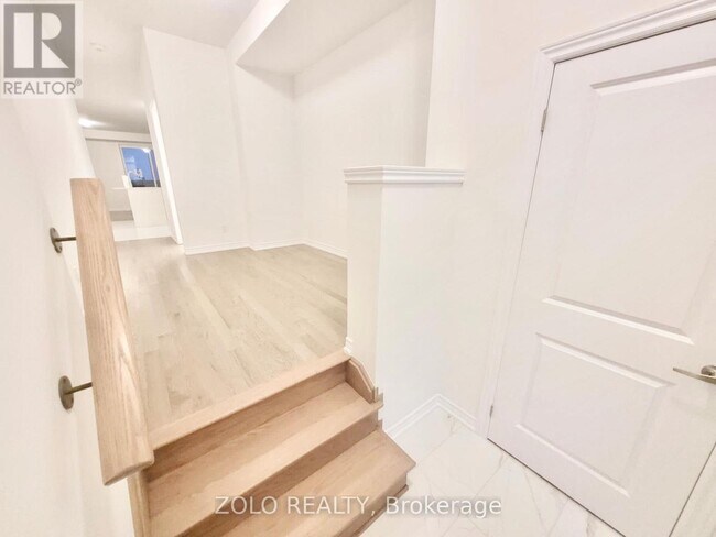 Building Photo - 7 Sorbara Wy