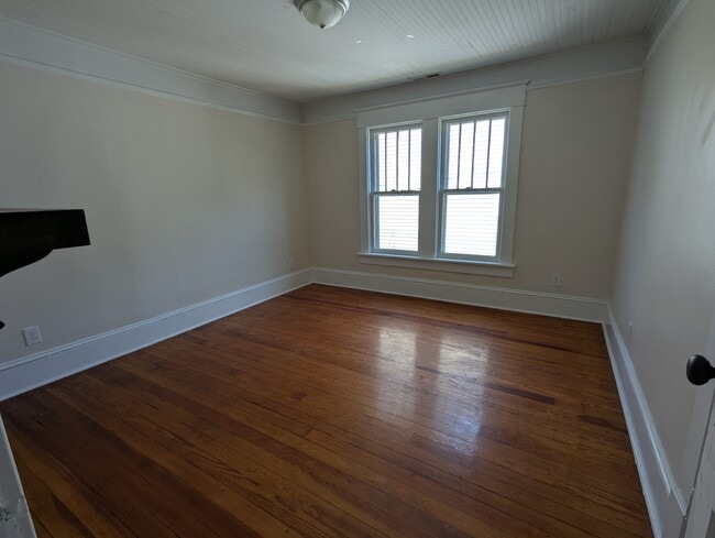 Building Photo - 510 S Carolina Ave