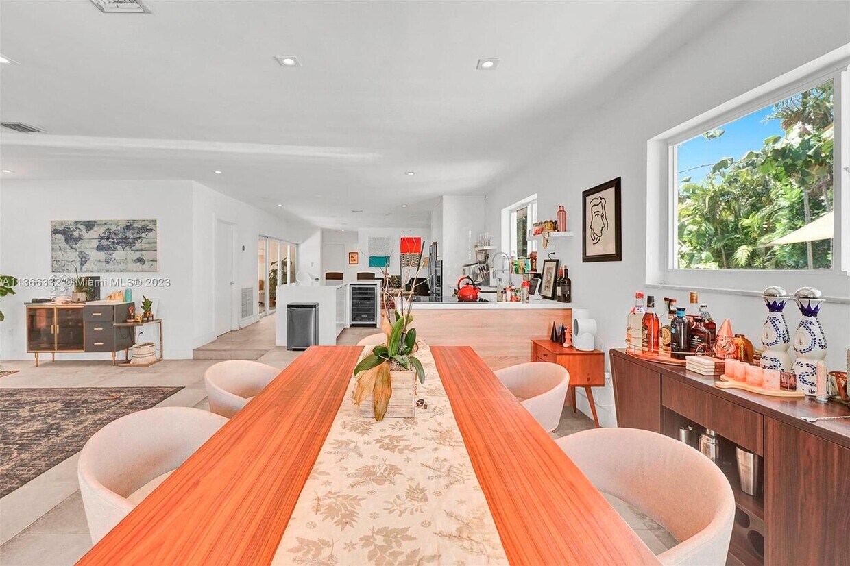 518 W 30th St, Miami Beach, FL 33140 House for Rent in Miami Beach