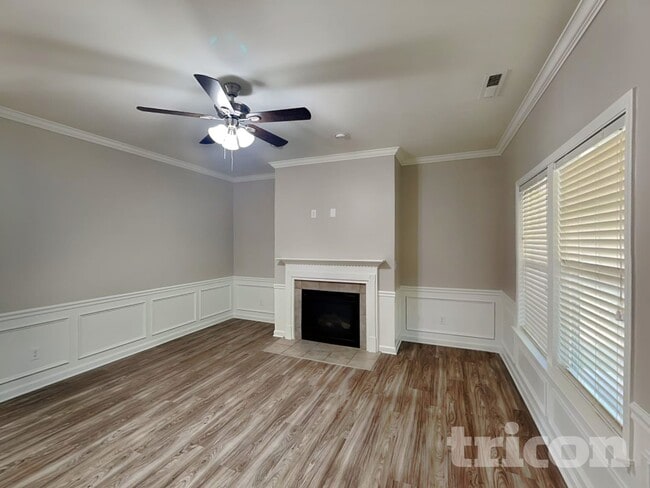 Foto del edificio - 2053 Lake Vista Drive