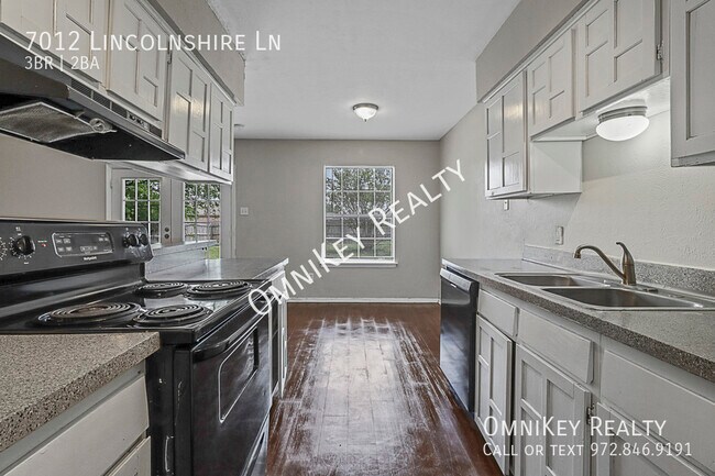 Foto del edificio - 7012 Lincolnshire Ln