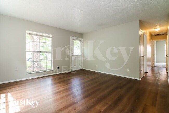 Foto del edificio - 3819 17th Ave S