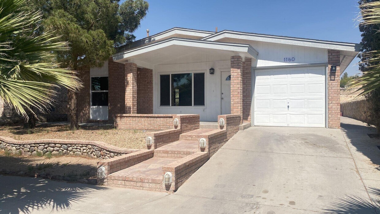 1160 Colina Bella Dr, Horizon City, TX 79928 House Rental in Horizon