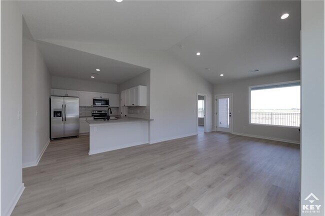 Foto del edificio - 5458 N Briskbay Ct