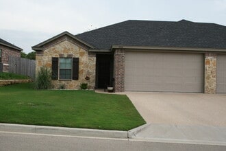 Building Photo - 3502 Canyon Crossing