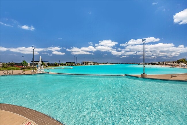 Building Photo - 2502 Ocean Key Dr