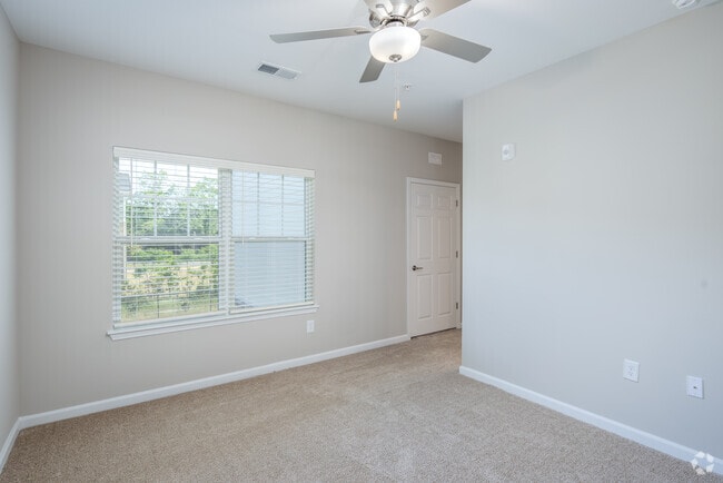 3BR, 2BA - 1,198SF - Primary Bedroom - Weller's Ridge
