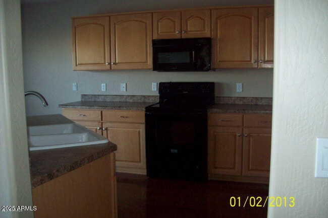 Foto del edificio - 125 N 225th Dr