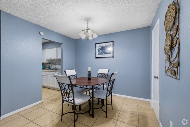 1BR, 1BA - 680SF - Dining Room - The Marisol Apartments
