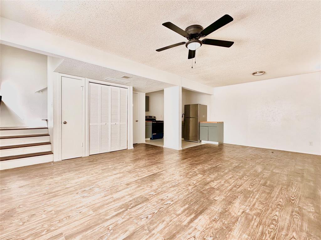 Primary Photo - 1908 Hearthstone Dr