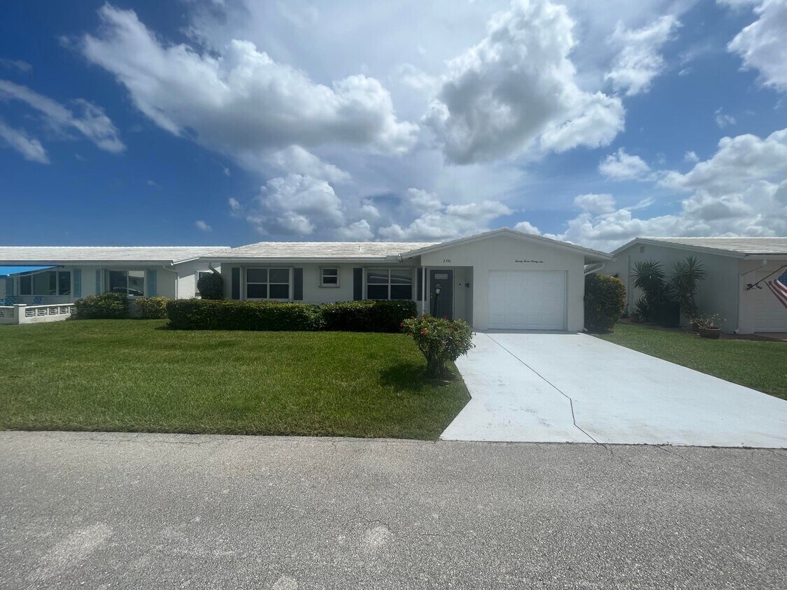 2396 SW 13th Ave, Boynton Beach, FL 33426 House for Rent in Boynton