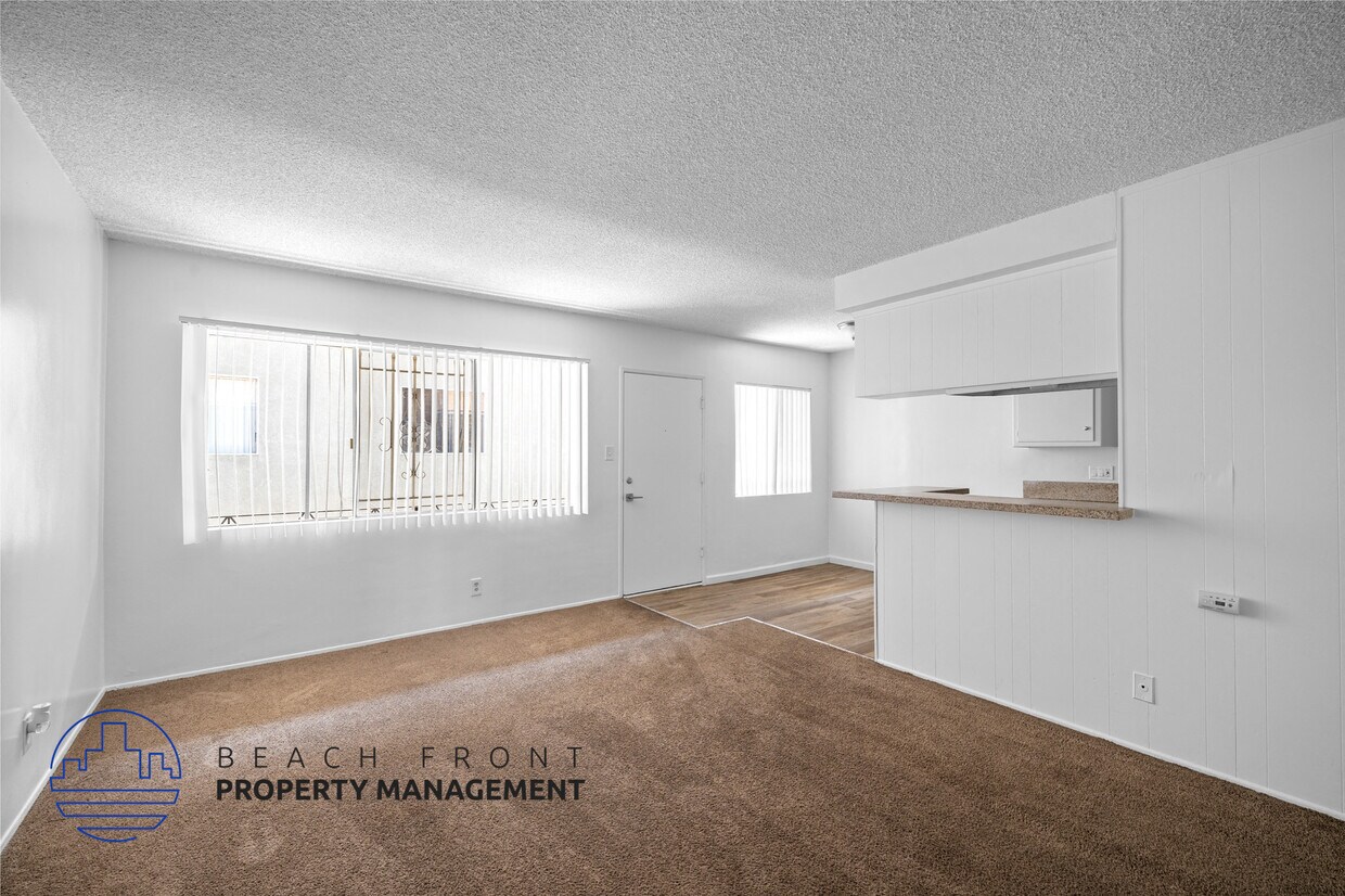 Foto principal - 768 Gaviota Ave.