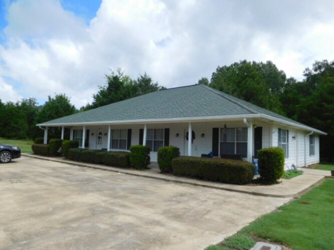 Primary Photo - 294 Meadow Rd