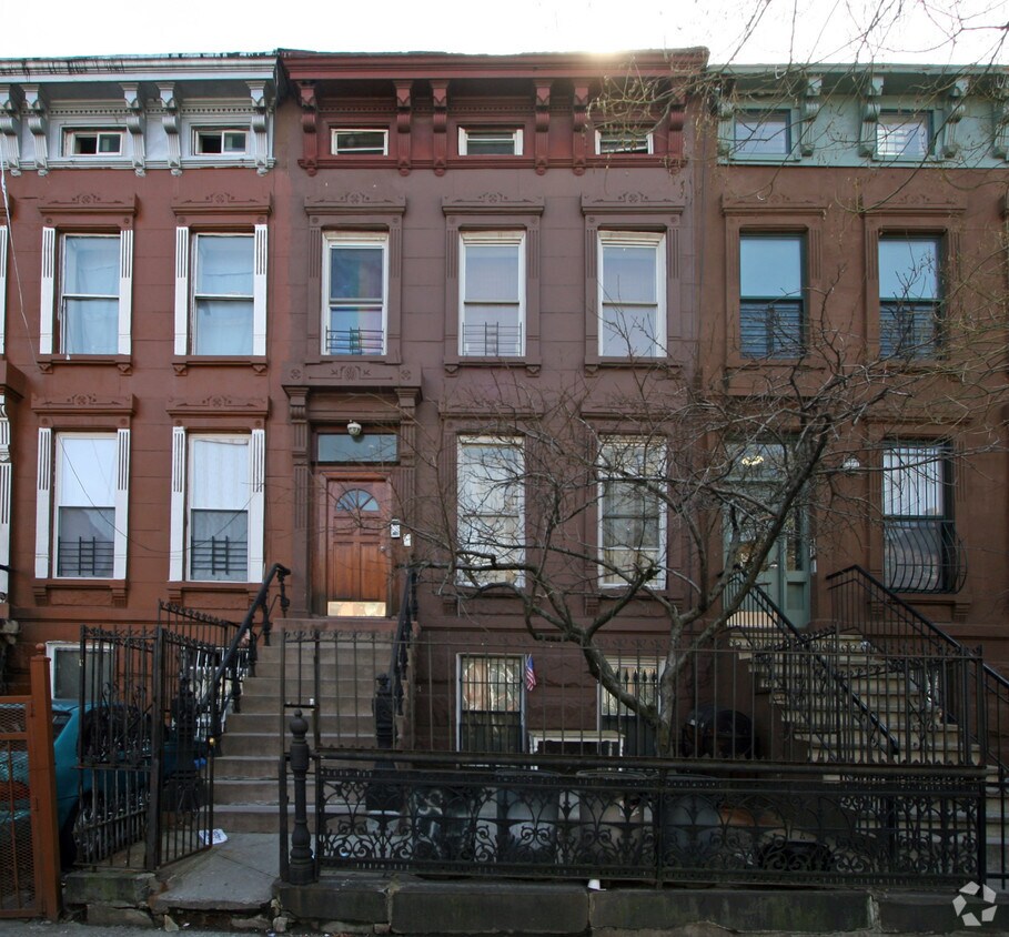 Foto del edificio - 850 Greene Ave