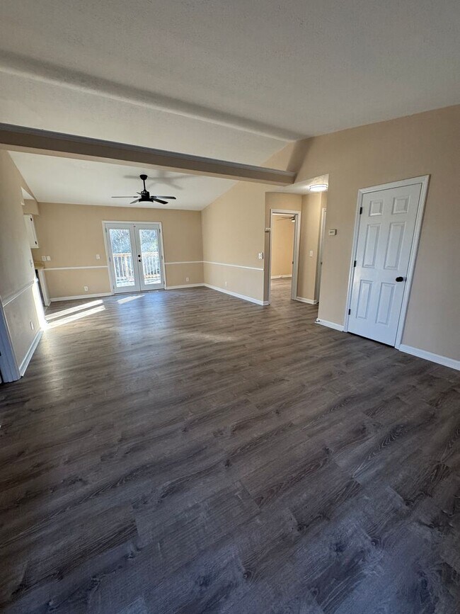 Foto del edificio - NEW PRICE!  Move-In Ready 3 Bedroom 2 Bath Home in Antioch!