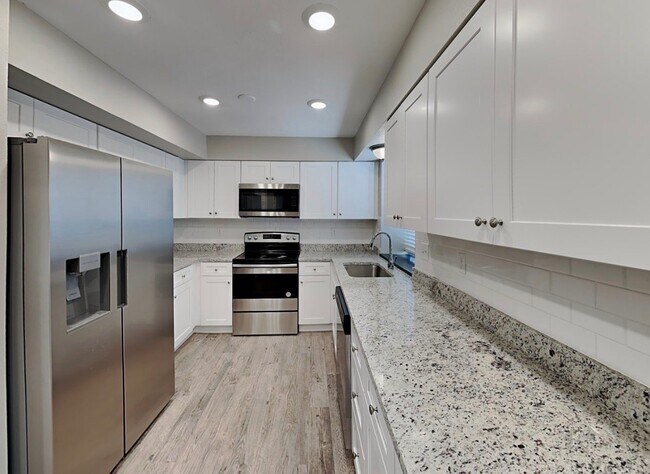 Building Photo - 2855 Warrenton Way